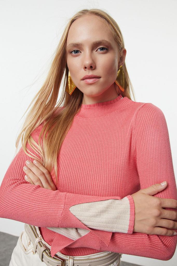 Damski sweter w eleganckim stylu Czarny sweter z dzianiny w bloki kolorów najwyższej jakości