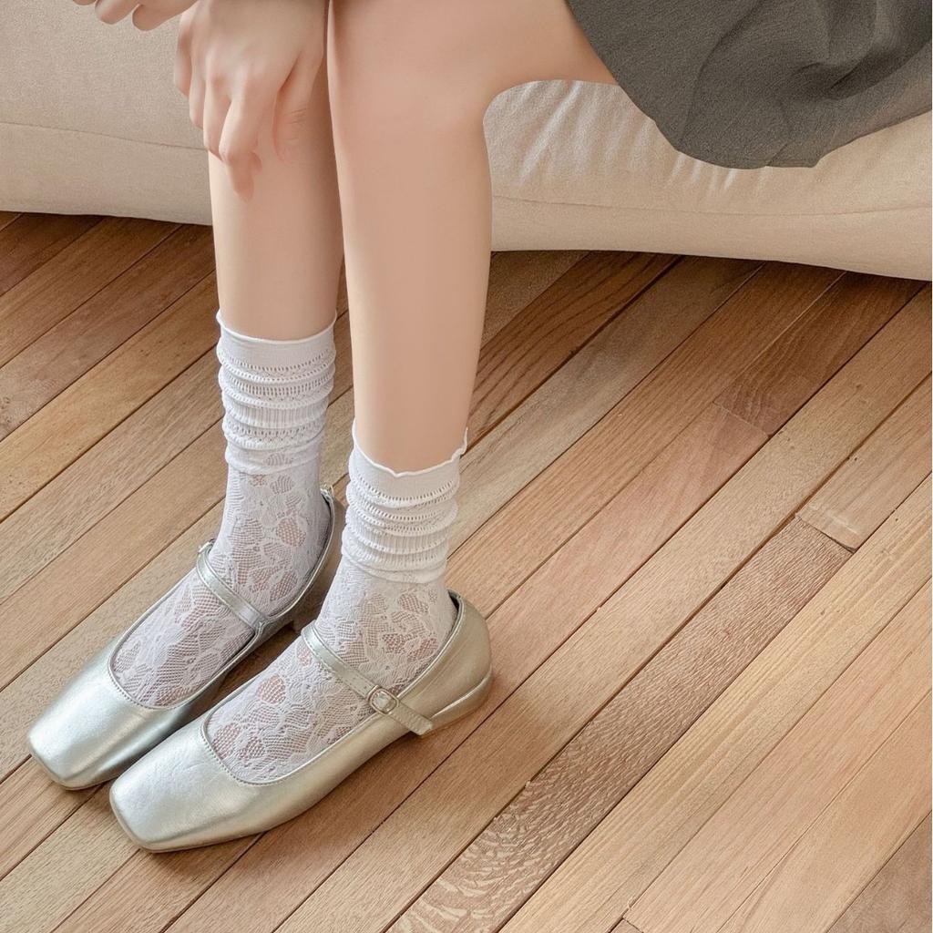 Hot Selling Lolita Sweet White Pile Mesh Hollowed Out Thin Nylon Silk Flower Lace Custom Design Socks Women