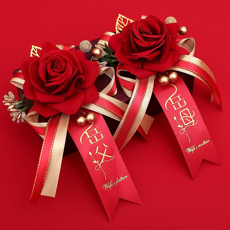 Corsage Wedding Set: Family, Groomsmen & Bridesmaids Boutonnieres for Welcoming Parents.