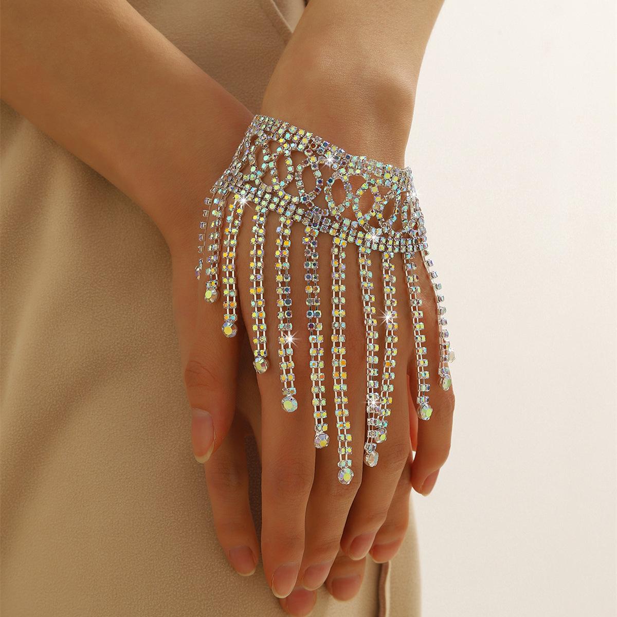 

Super flash wide edge hollow rhinestone fringed bracelet