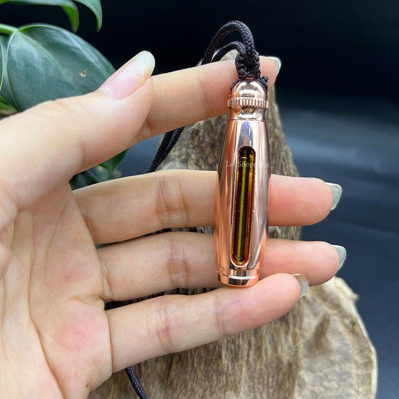 Agarwood Essential Oil Hainan Old Material Tea Room Household Indoor Incense Purify The Air Remove Odors and Calm The Nerves Essential oil