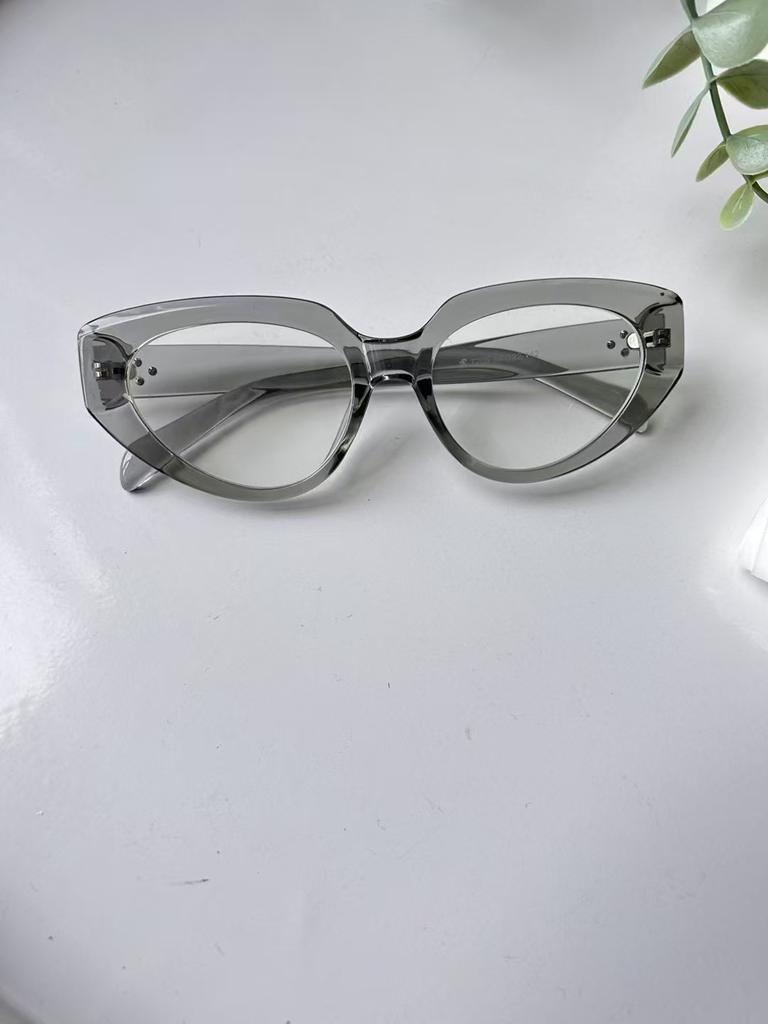 Fashion Female Sunglasses Cat Eye Shape Anti Reflective Vintage Style Sun Glasses for Women and Men UV Protection