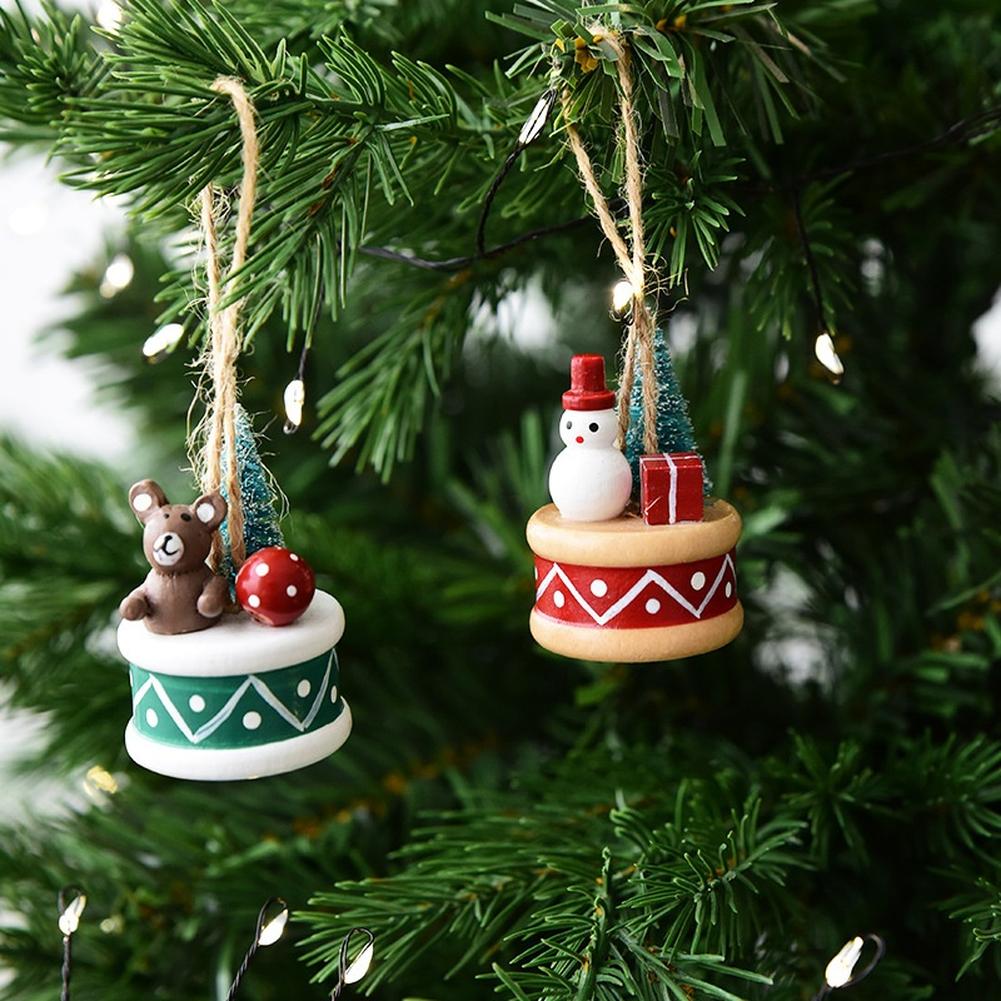 Mini Resin Snowman and Bear Hanging Ornaments for Holiday Decoration