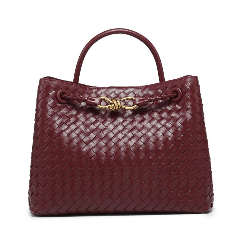Handmade woven bag Metal butterfly buckle shoulder bag Large capacity handbag Crossbody