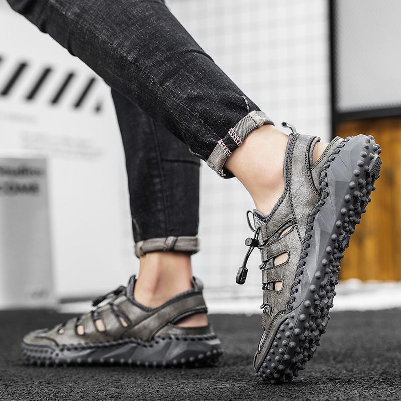 Summer New Mens Flats Outdoor Men Breathable Half Drag Male Antiskid Sport Slippers Quick Dry Beach Shoes Dual-Purpose Sandals