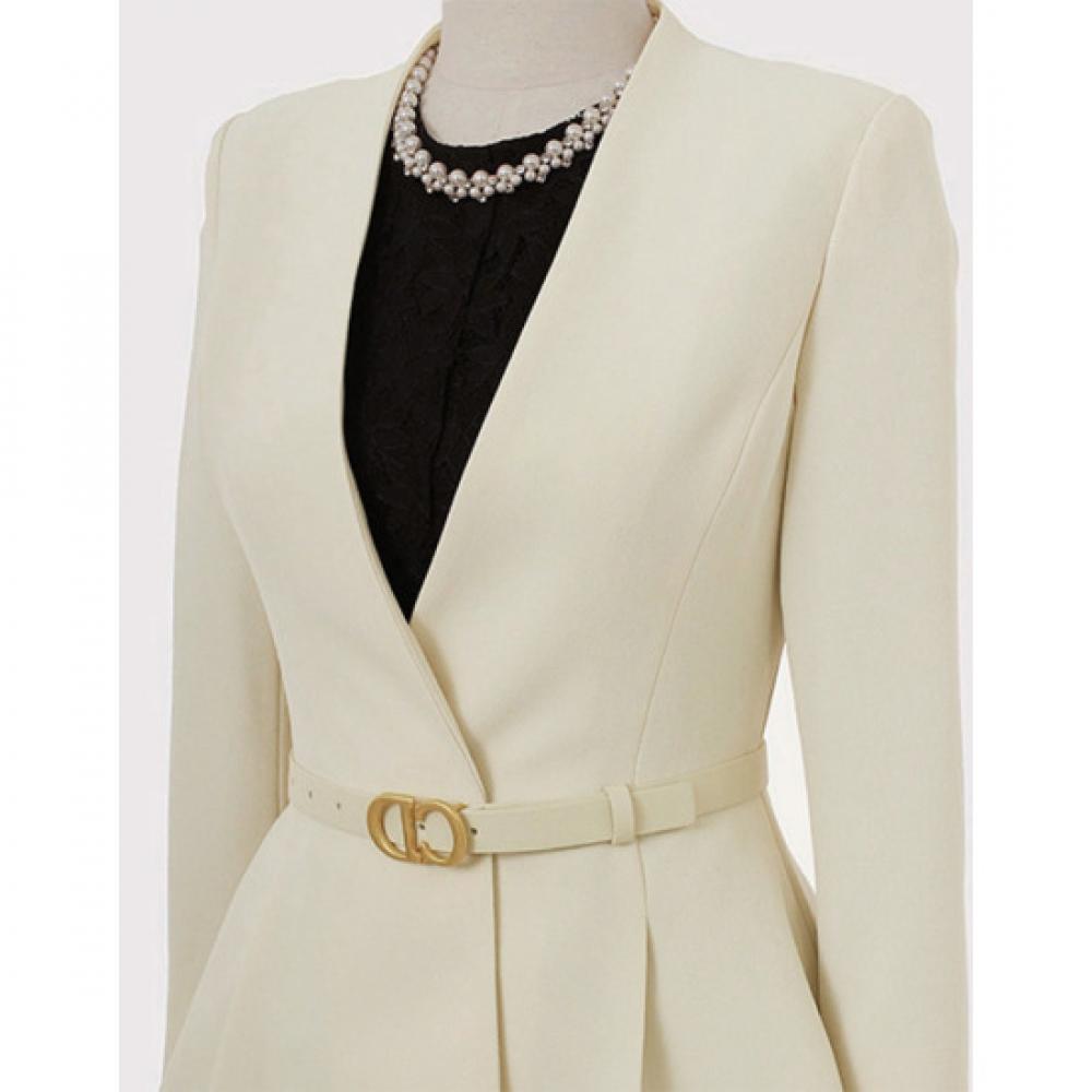 Win Women S claSSic Peplum collarleSS Jacket