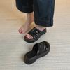 Slack thick-soled Bangkok drag summer new pleated holiday wind outside wear drag women's one-pedal retro soft-soled sandals