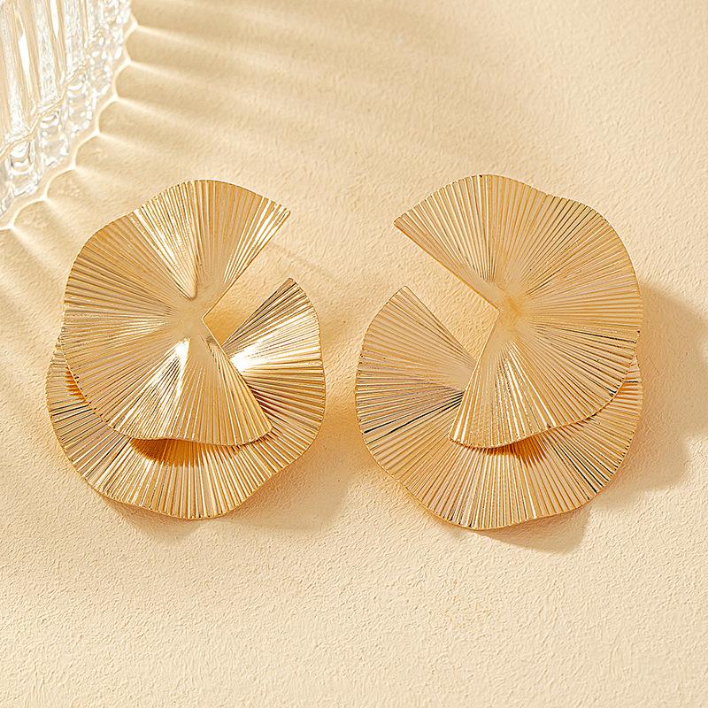 

Золотистый цвет искаженный дизайн преувеличенные листья массивные серьги для женщин девочек вечеринка праздничные модные ювелирные изделия аксессуары золотой