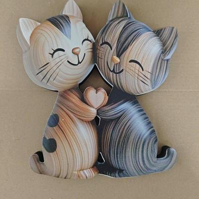 Wooden Kitten Couple Sculpture Charming 2D Flat Cat Enthusiast Gift Light And Dark Wood Grain Desktop Entrance Home Decoration