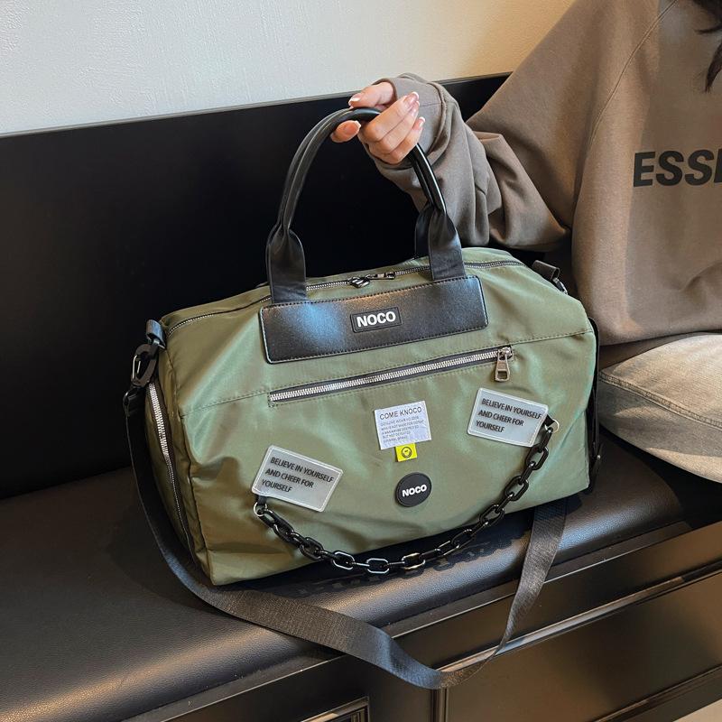 

Men s and women s fitness sports bags outdoor leisure travel messenger bags large capacity lightweight portable storage bags зелений