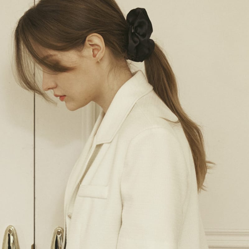 Ssecondo S’secondo Signature Logo Scrunchie_2 Colors