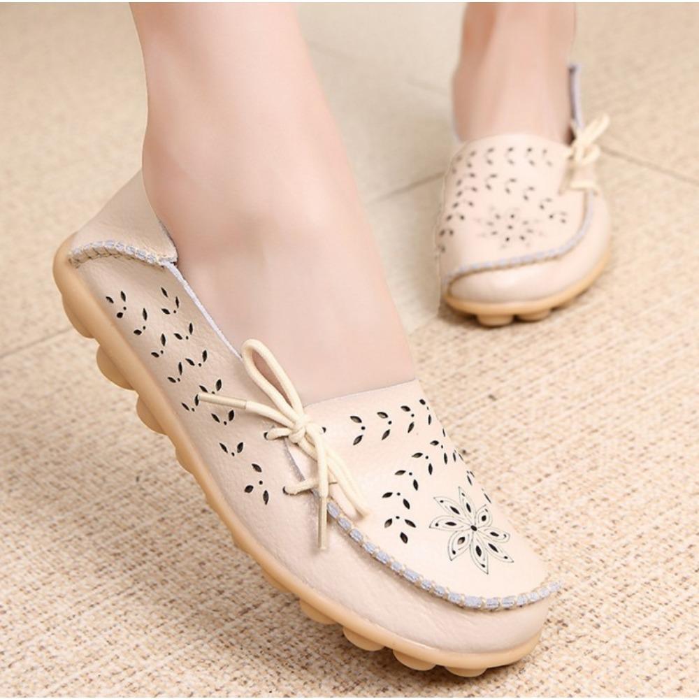 Womens Floral Hollow Leather Shoes Retro Elegant Slip On Flat Shoes Breathable Shallow Shoes Elegant Office Ladies Footwear