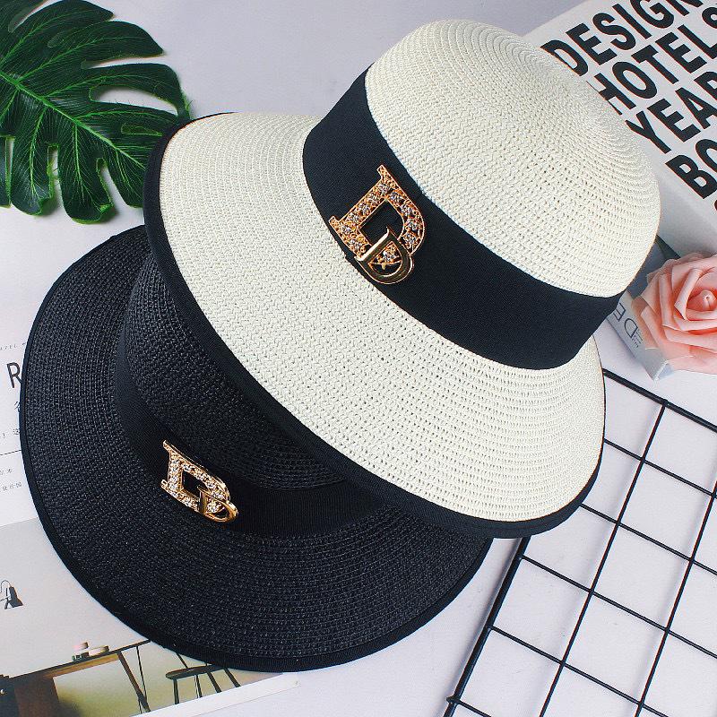 Women's Trendy Wide Brim Summer Sun Hat for Travel and Beach