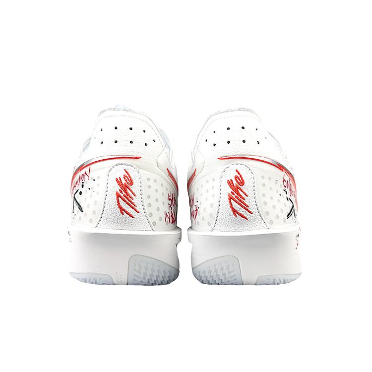 Nike GT. Nízké boty DV2918-101 se 3 vrstvami tlumení, protiskluzové, odolné proti oděru(Tým40-23)