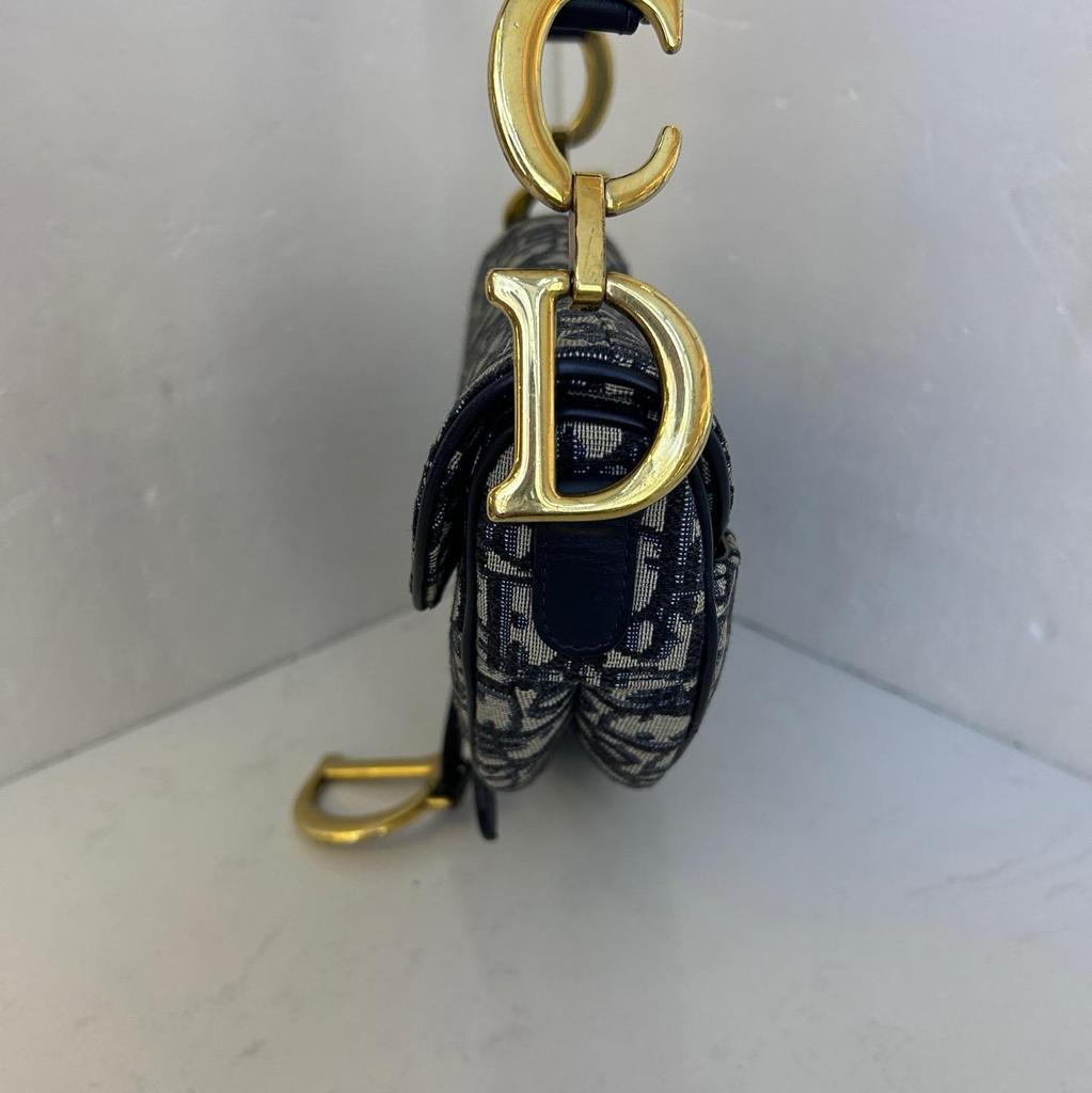 [Pre-Owned] Saddle Removable Adjustable Shoulder Strap Magnetic Buckle Closure Printed Saddle Bag Crossbody Bag Fabric Handbag Sho - Very Good #J7OH9S