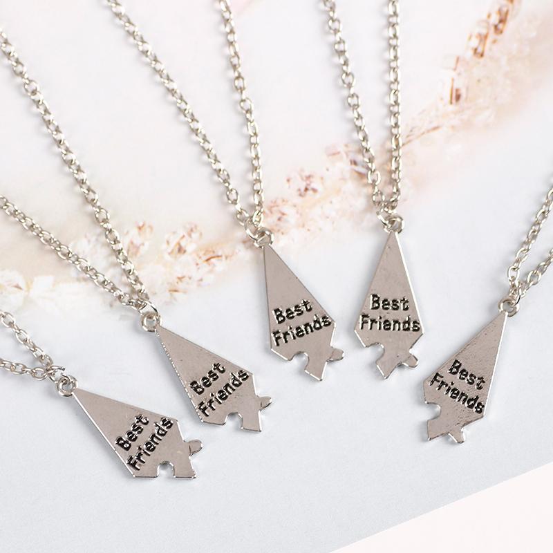 Best Friends Necklace Creative Five-Pointed Star Pendant Alloy Accessories Men and Women Friendship Chain Fashion Jewelry Gift