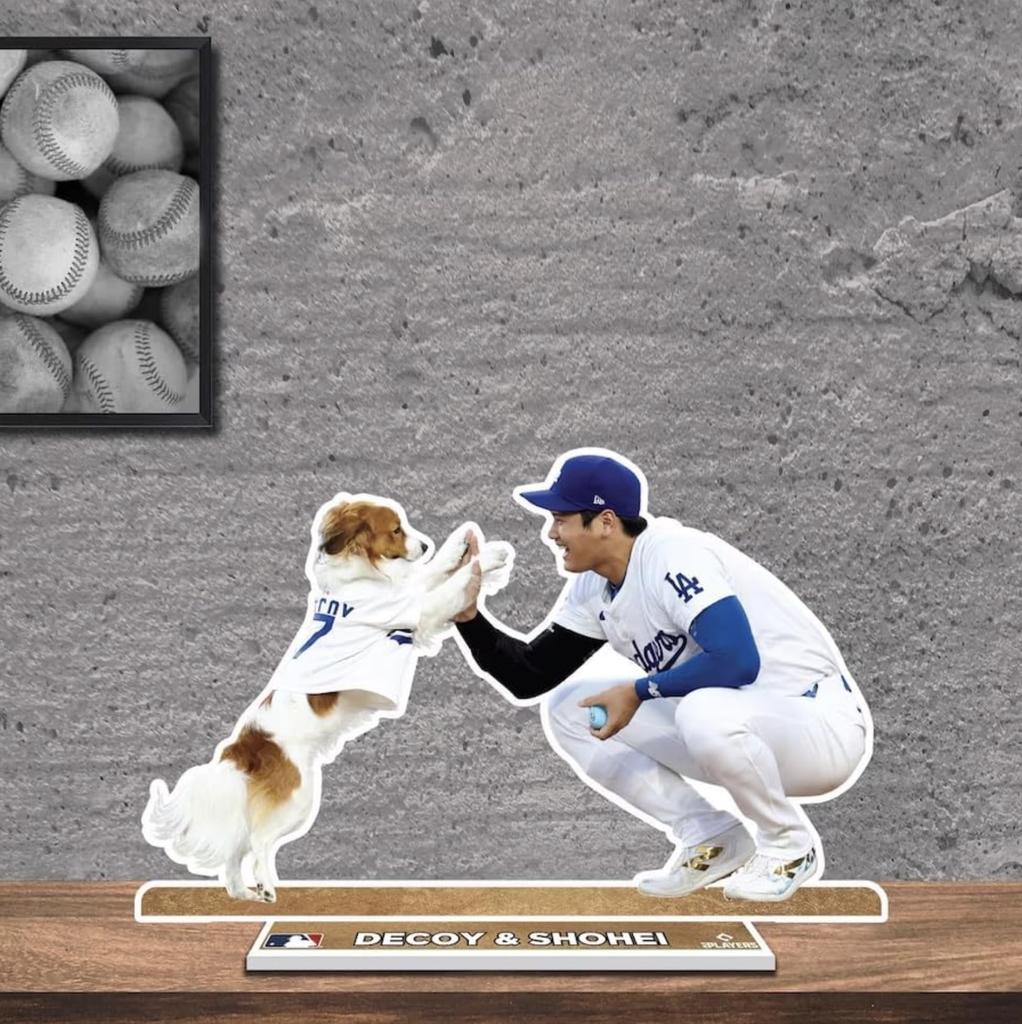 Shohei Ohtani & Dekoppin Player Stand, Los Angeles Dodgers Opening Pitch, Official MLB Dog Decoy [Parallel Import]