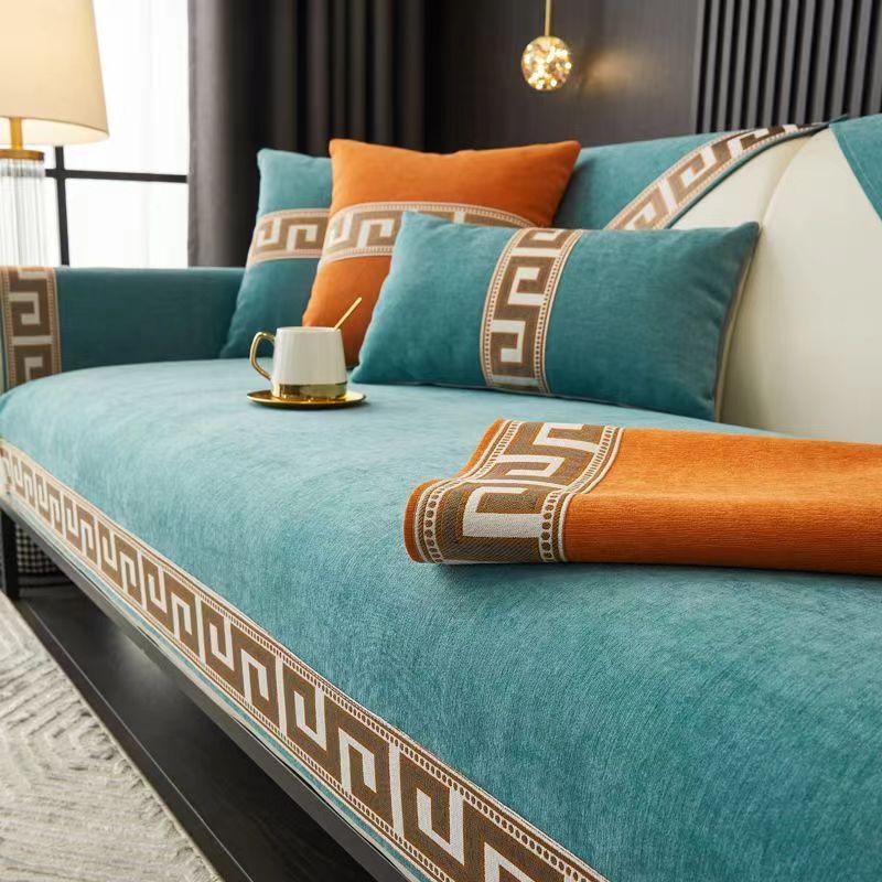 Luxusní přehoz na pohovku s oblačným vzorem, zlatý okraj, čínská jednobarevná zahuštěná žinylková potah na pohovku, protiskluzové potahy na gauč do obývacího pokoje