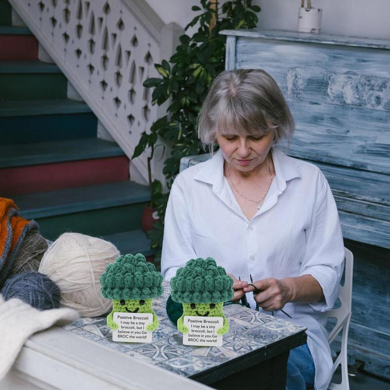 Funny Crochet Positive Energy Broccoli Doll with Card Home Room Decoration Handmade Knitted Vegetable Ornament Christmas Gifts