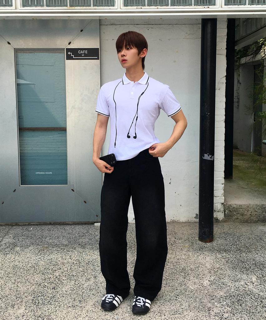 Loghideumatin Wide Fit Denim Pants (Black)