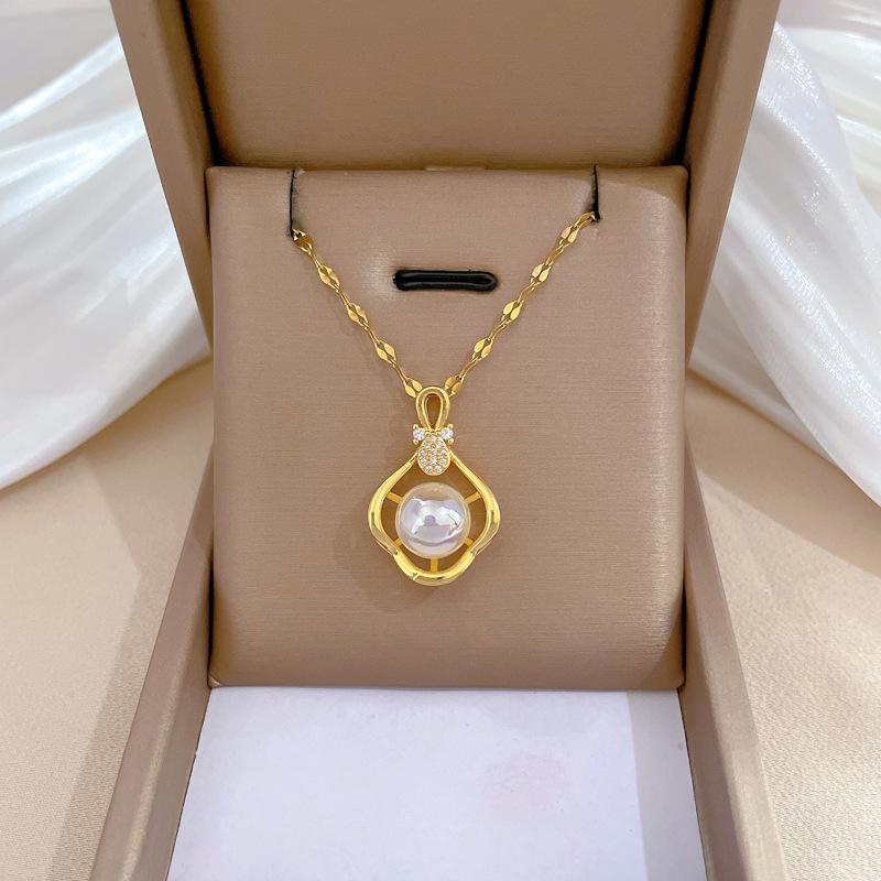 Pearl Pipa Light Luxury Temperament Gorgeous Full Diamond Necklace Women'S Versatile Clavicle Chain Titanium Steel Chain