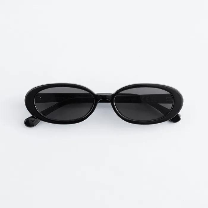 Oval Frame Sunglasses (1325979-001) (Black)