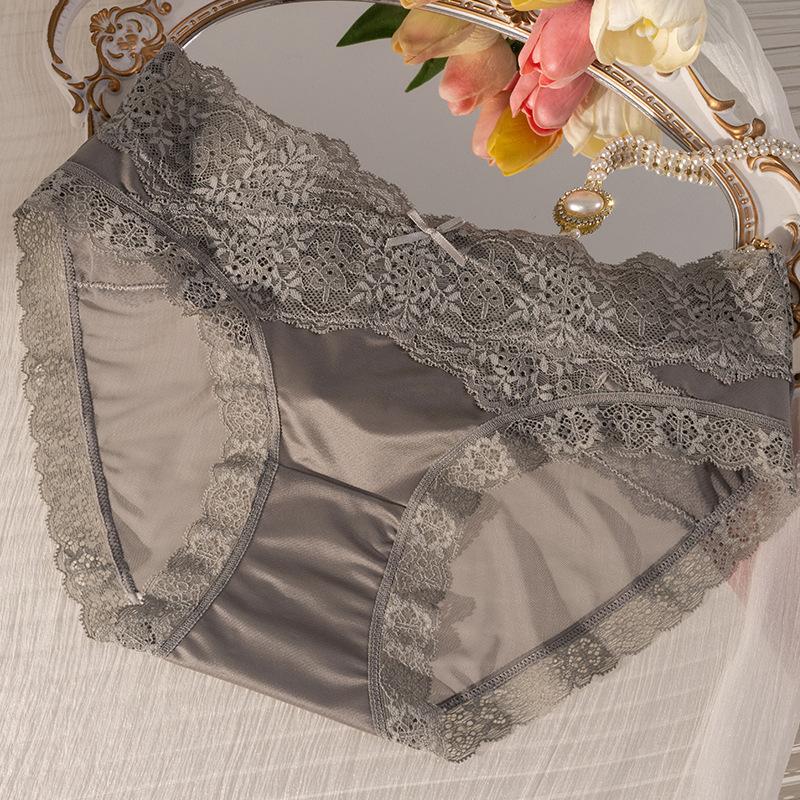 Ladies Spring and Summer Sexy Lace Stitching Mesh Gauze Briefs