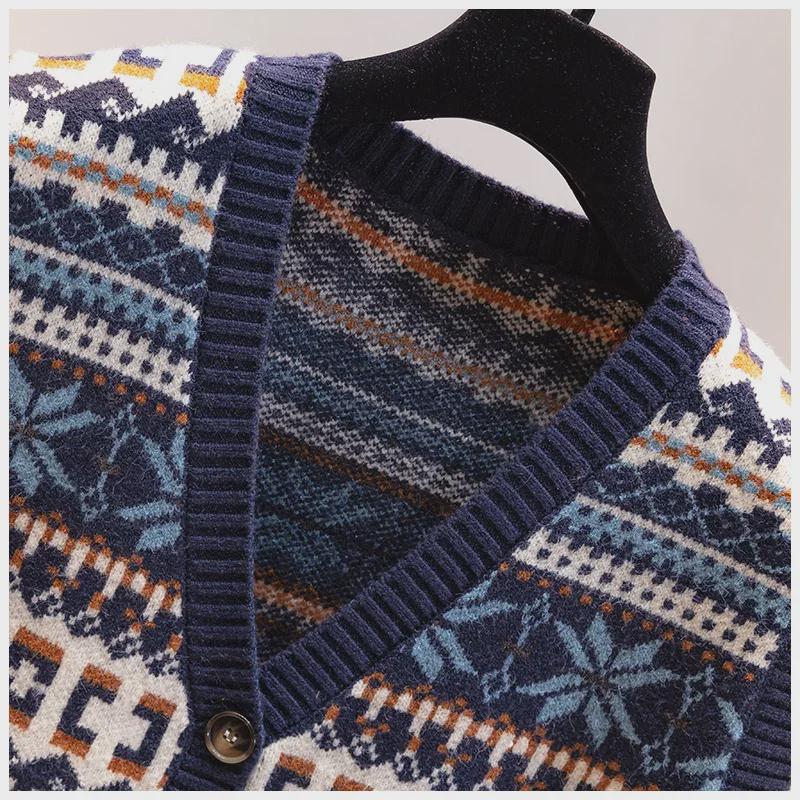 Women's Knitted Cardigan Vest for Early Spring and Autumn 2024 - Loose Fit Sweater