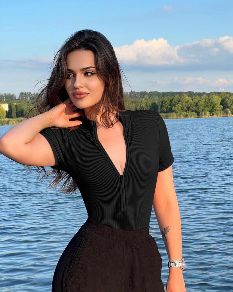 Dámský Sexy Žebrovaný Jednodílný Krátký Rukáv s Předním Zipem a Tanga Bodystocking