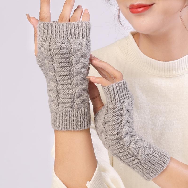 1 Pair Acrylic  Unisex Comfortable Short Figure 8 Twist Half Fingerless Gloves for Typing for Men and Women