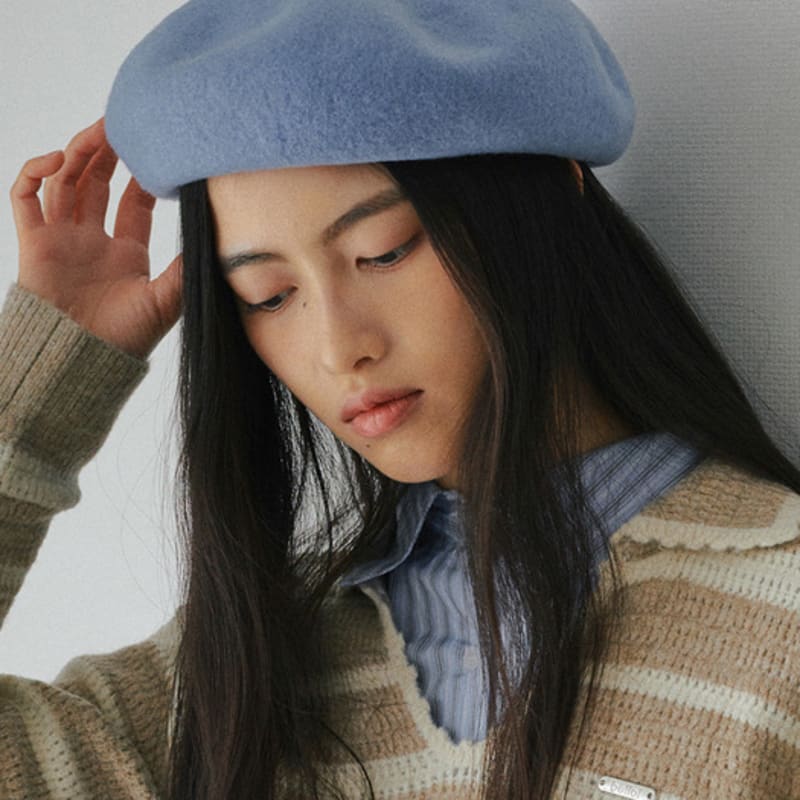 BELLOL Embroidry Wool Beret SKY