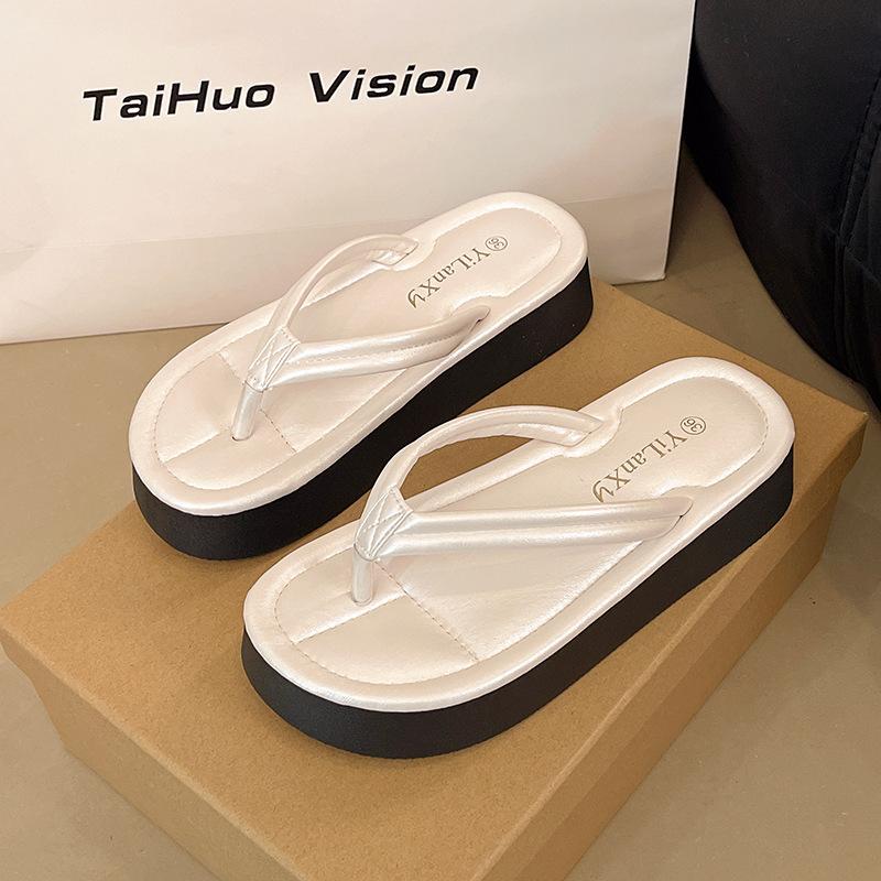 Skirt Toe Heel with Fairy Wind Low Slippers Wear Flat Bottom Cover Toe Girl Summer 2025 New Roman Cool Slippers