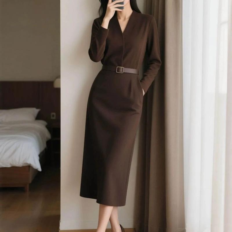 2026 Spring/Autumn French Chic Slim-Fit Mid-Length Dress for Women L for 106-115 lbs темный кофе