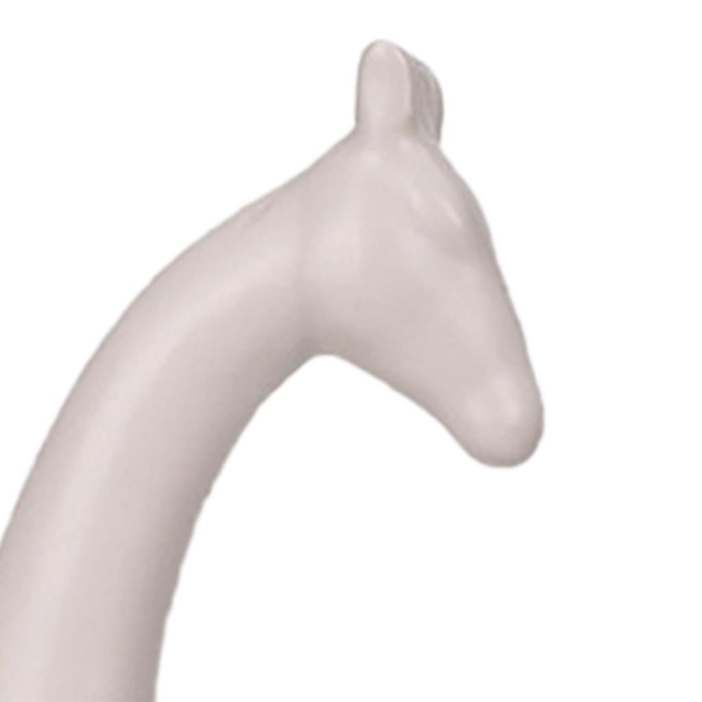 Giraffe Statue Desktop Minimalist Creative Art Crafts Decorative Figurine for