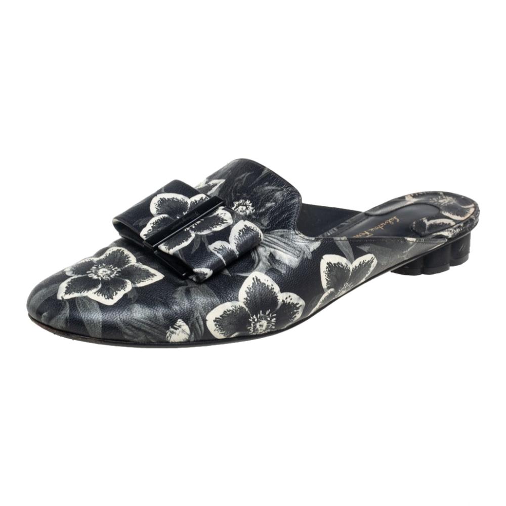 

Ferragamo SALVATORE FERRAGAMO Sciacca Women s 684318 Black White Slide multi