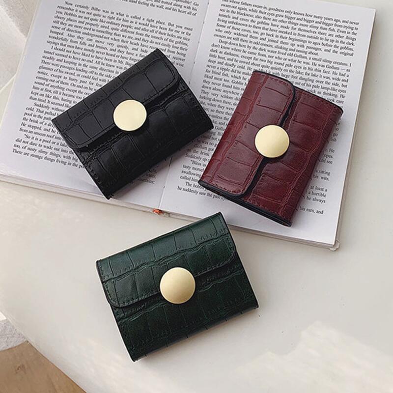 

Crocodile Pattern Gold Round Women s Card Wallet Coin Purse green