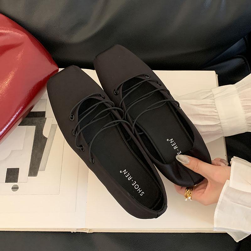 Fashion 2025 New Fashion Silk Women Ballet Flats Shoes Luxury Soft Female Square Toe Footwear Shallow Ladies Mary Janes Flats Shoes