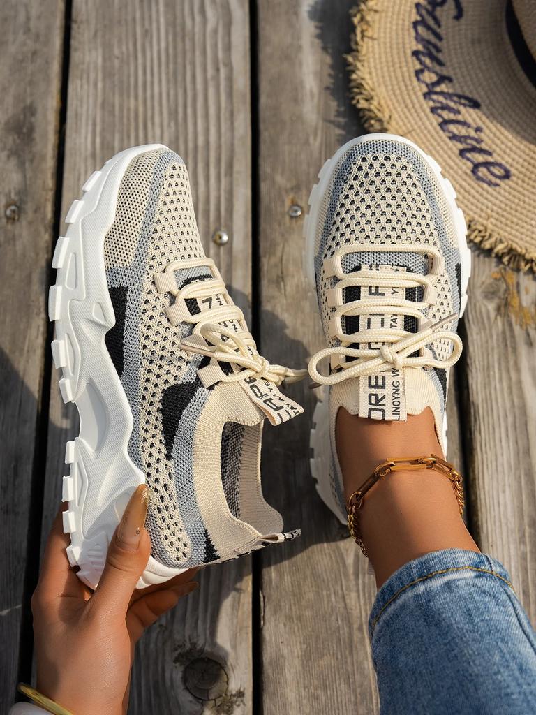 Fashion Women Shoes Summer 2025 New Four Seasons Versatile Thin Breathable Casual Shoes Large Fashion Sneakers Women Zapatos De Mujer