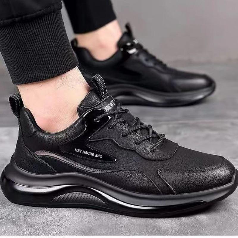 Black Men Fashion Vulcanized Shoes Autumn Comfortable Thick Sole Sport Running Sneakers Vintage Work Shoes Men Trend Casual Shoe