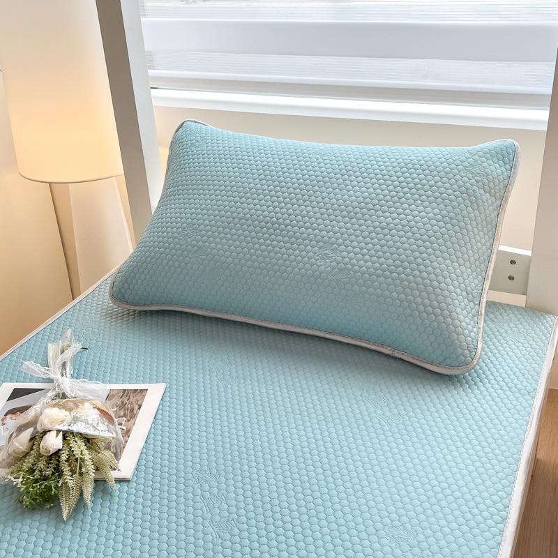 

Охлаждающие наволочки - Мягкое, дышащее постельное белье из 100% полиэстера для летнего комфорта, светло-голубое и бежевое с элегантными узорами, машинная стирка 1pc светло-синий