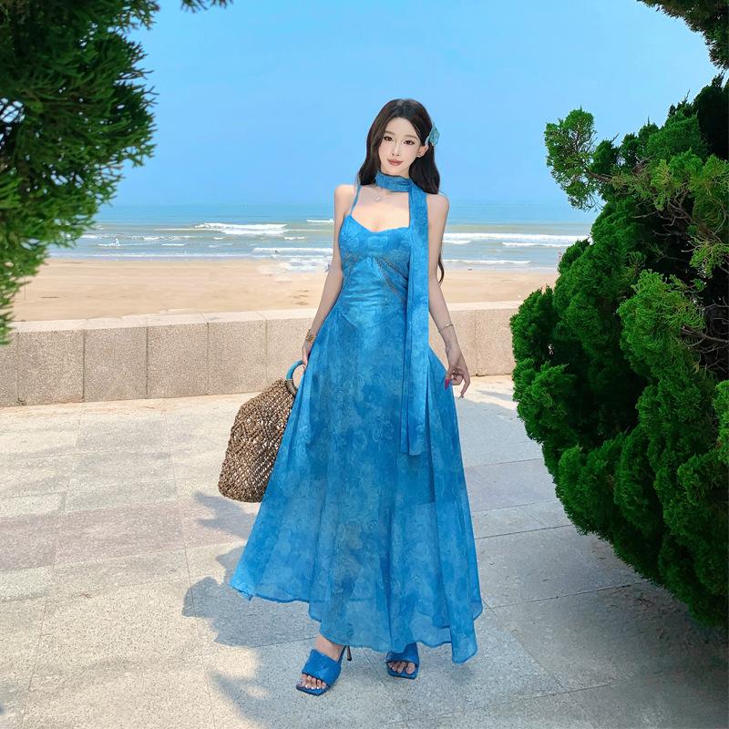 Holiday style blue suspender dress women s summer new waist and thin A-shaped dress S синий