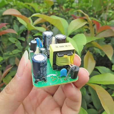 AC-DC 100-240V auf 12V 1A Netzteilplatine Adapter Isoliertes Schaltnetzteilmodul