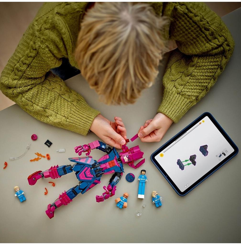 LEGO Marvel Super Heroes Fantastic Four Vs. Galactus Buildable Figure (76316)