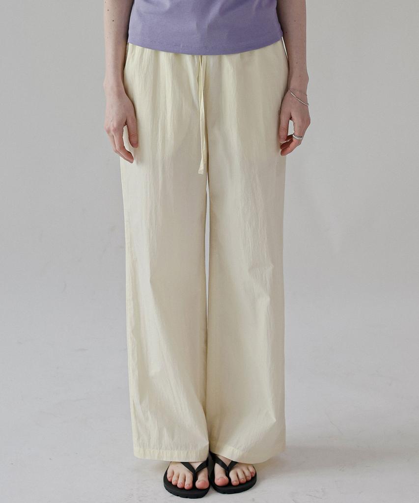 Keullaepeu Soft Embroidered Elastic Waist Pants _Butter