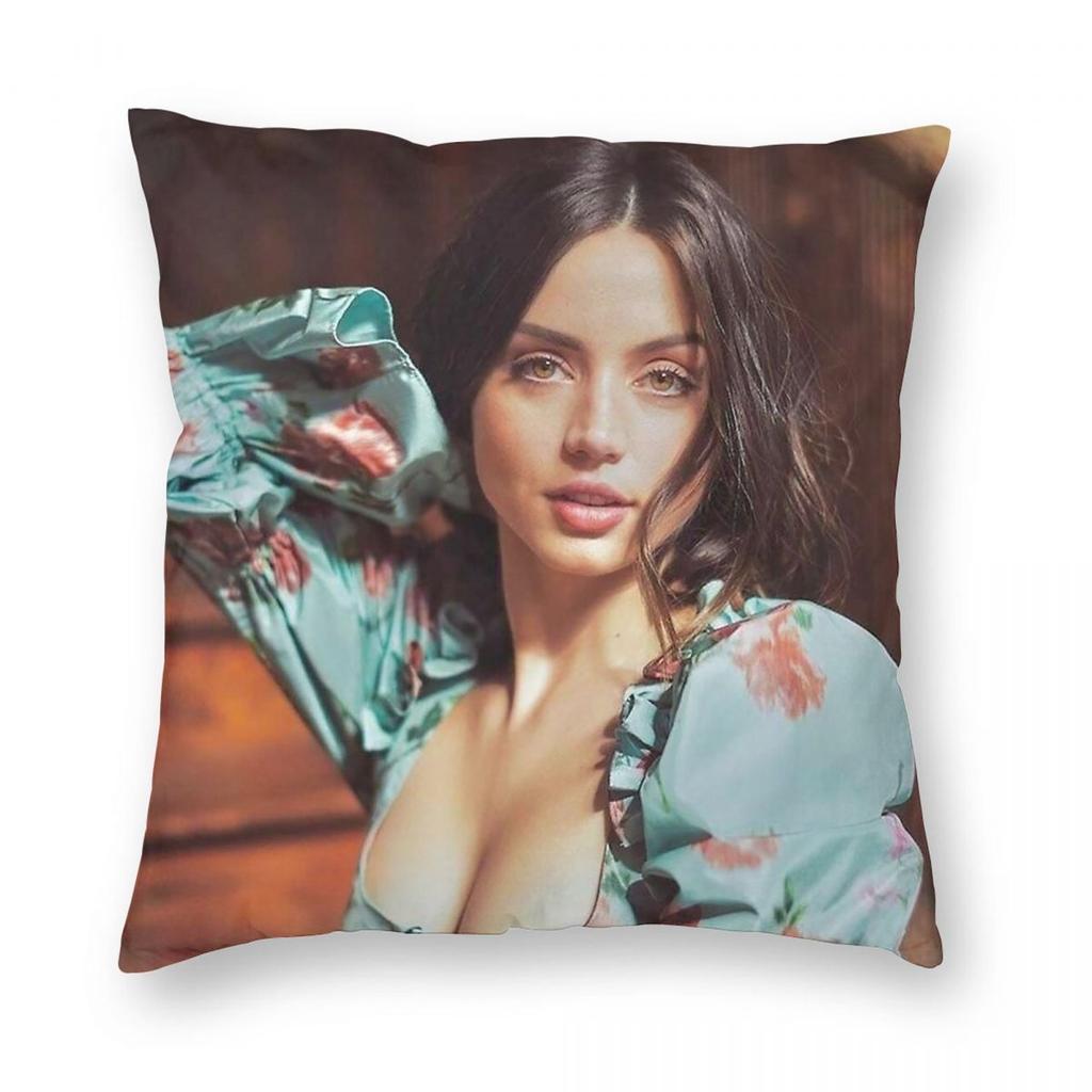 Ana De Armas Sexy Square Pillowcase Polyester Linen Velvet Pattern Zip Decorative Room Cushion Cover