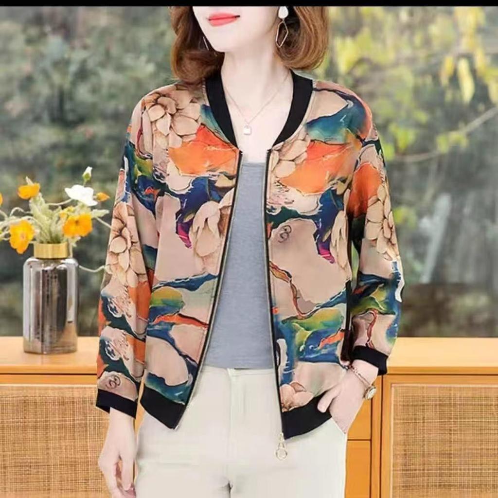 Elegant Spring/Summer Slimming Floral Baseball Jacket, Plus Size Casual Top