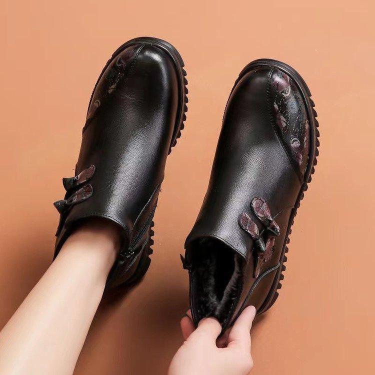 Cotton Shoes Soft Leather Middle-aged and Elderly Women's Shoes Non-slip Elderly Grandma Shoes Velvet Warm Short Boots In Winter