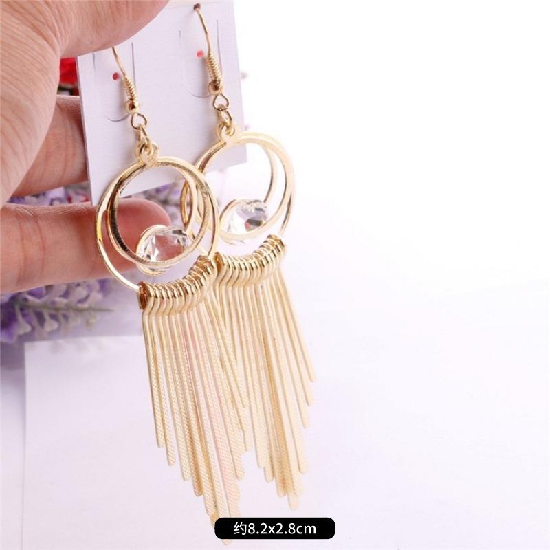 Fashion exaggerated niche temperament fringed earrings retro personality versatile sequined earrings women's long ear jewelry