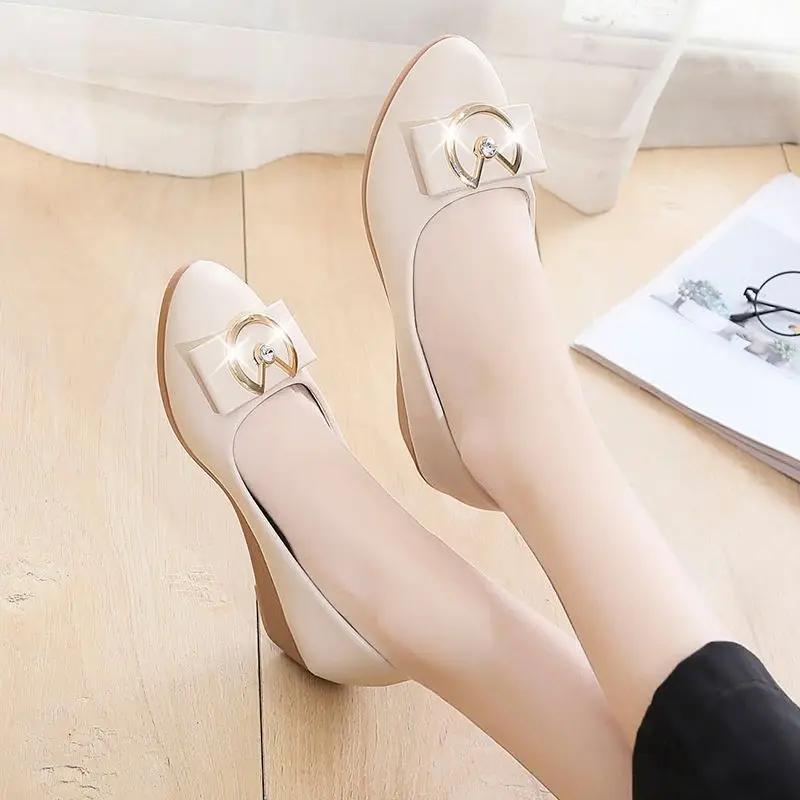 Women's Shoes Wedge Heel Round Toe Ladies Pumps with Medium Heels Spring Young on Promotion Shoe Y2k 2025 Trend 39 Wholesale