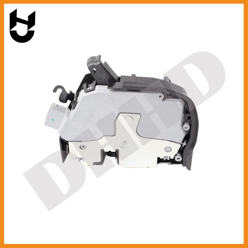 BMW E53 Front Door Lock Actuator & Mechanism 51218402540